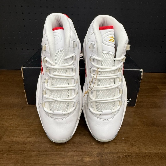 New W/ Box! Men's Reebok Iverson Question Mid 'Dr. J' White Red Classic Sneakers - Picture 3 of 4
